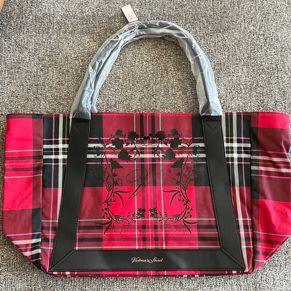 Victoria’s  Secret Tote - Picture 1 of 3